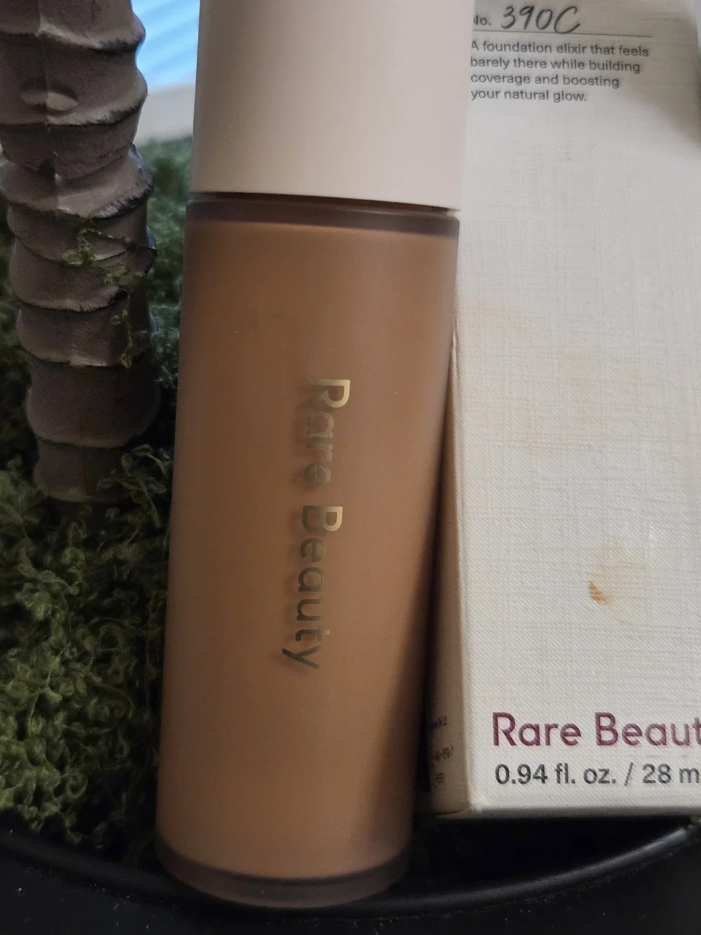 Rare Beauty Liquid Touch Weightless Foundation 390C 0.94 oz 28 mL New